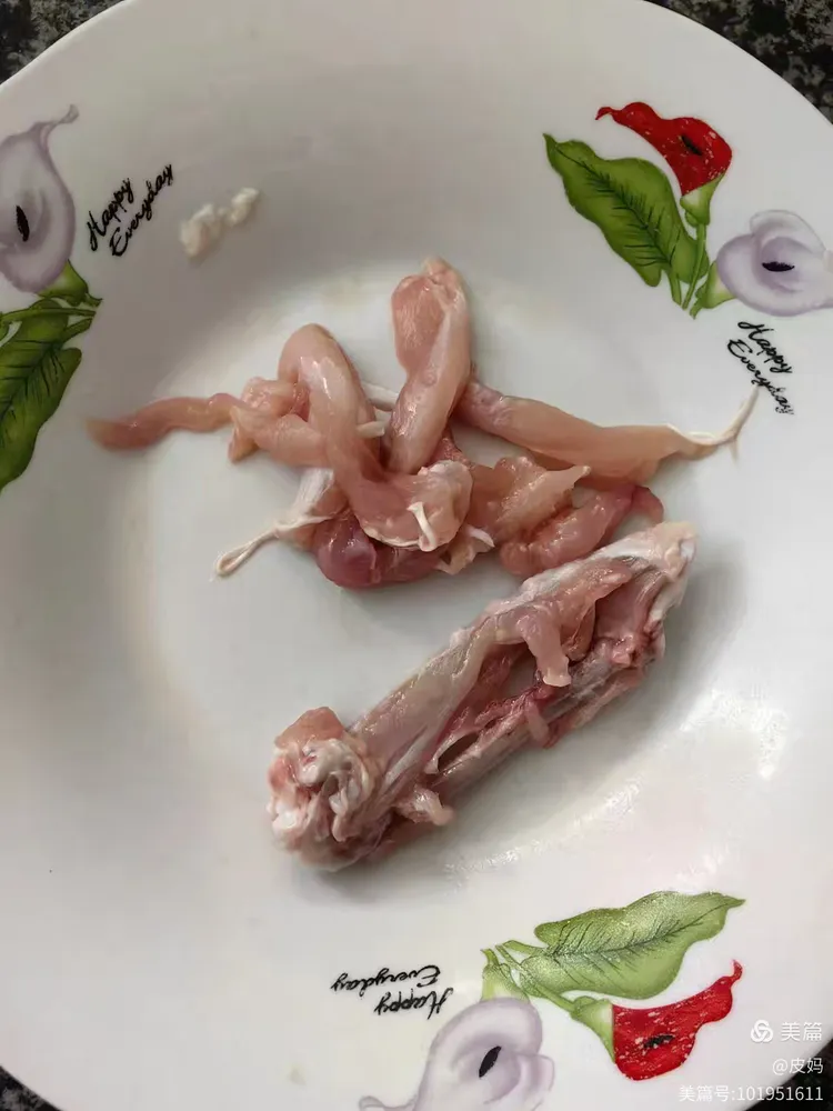 解剖鸡翅过程展示